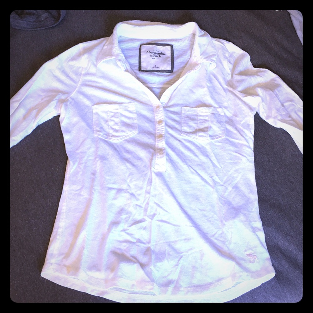 Abercrombie & Fitch white quarter length sleeve